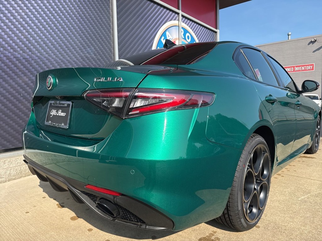 New 2025 Alfa Romeo Giulia AWD w/ Driving Assist Package image 3