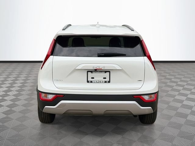 New 2027 Kia Sportage LX FWD image 6