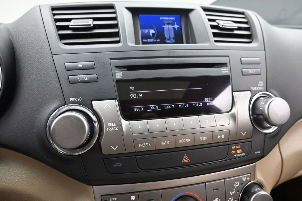 Used 2012 Toyota Highlander SE w/ Tow Pkg AWD/4WD image 19