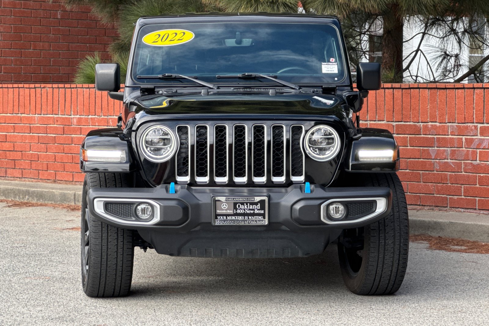 Used 2022 Jeep Wrangler Unlimited Sahara AWD/4WD image 9