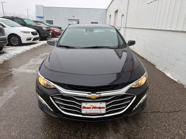 Certified 2023 Chevrolet Malibu LT w/ Driver Confidence Package image 5