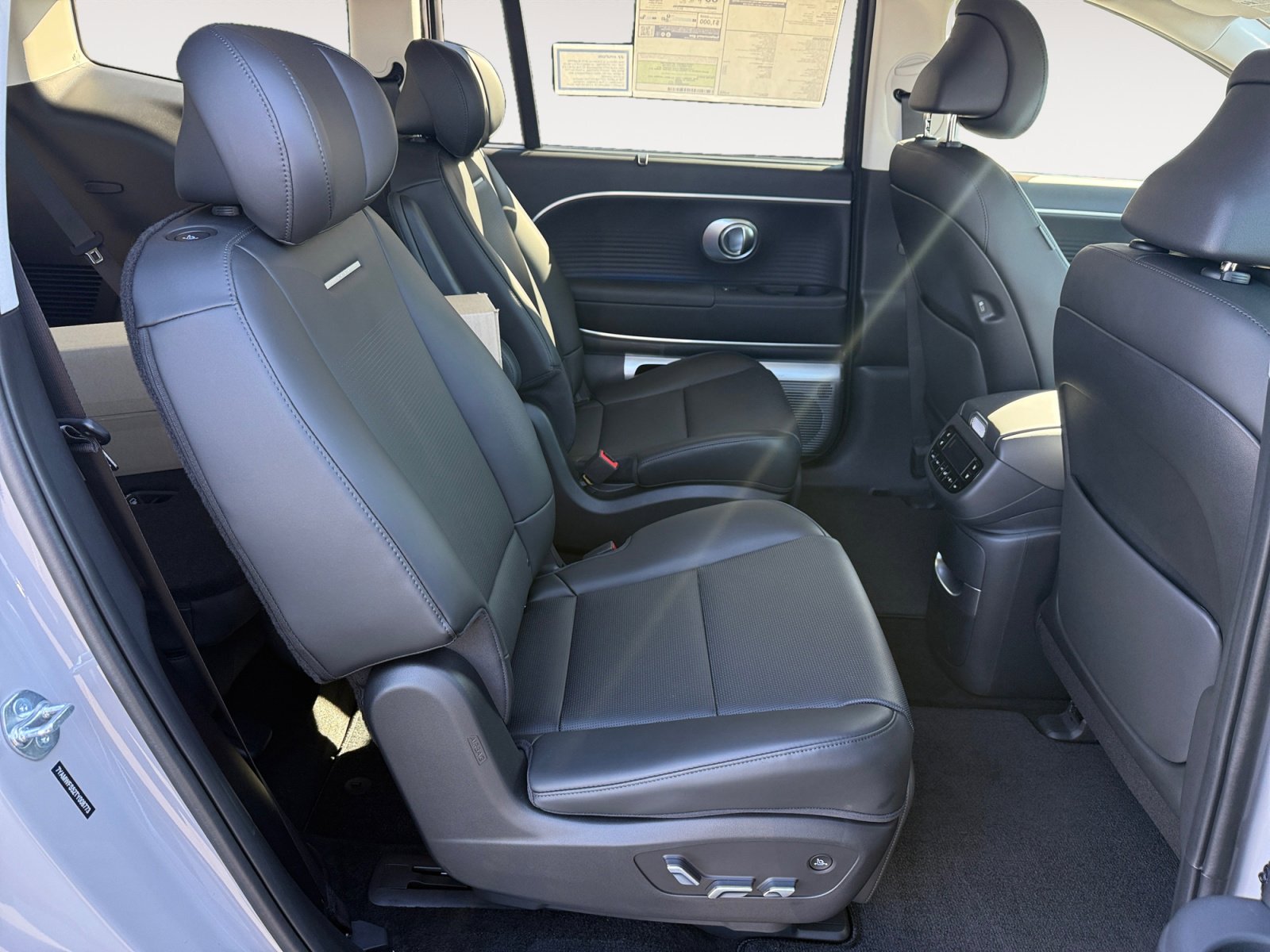 New 2026 Hyundai Ioniq 9 Limited w/ Tow & Go Package image 18