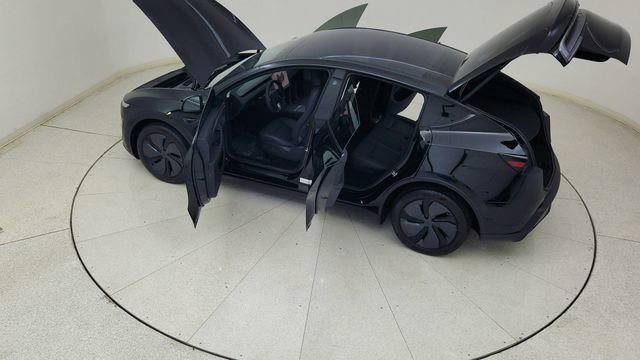 Used 2026 Tesla Model Y Long Range image 84