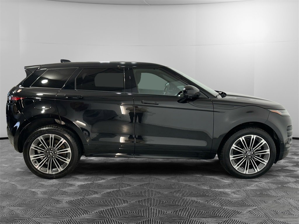 Used 2025 Land Rover Range Rover Evoque Dynamic SE image 6