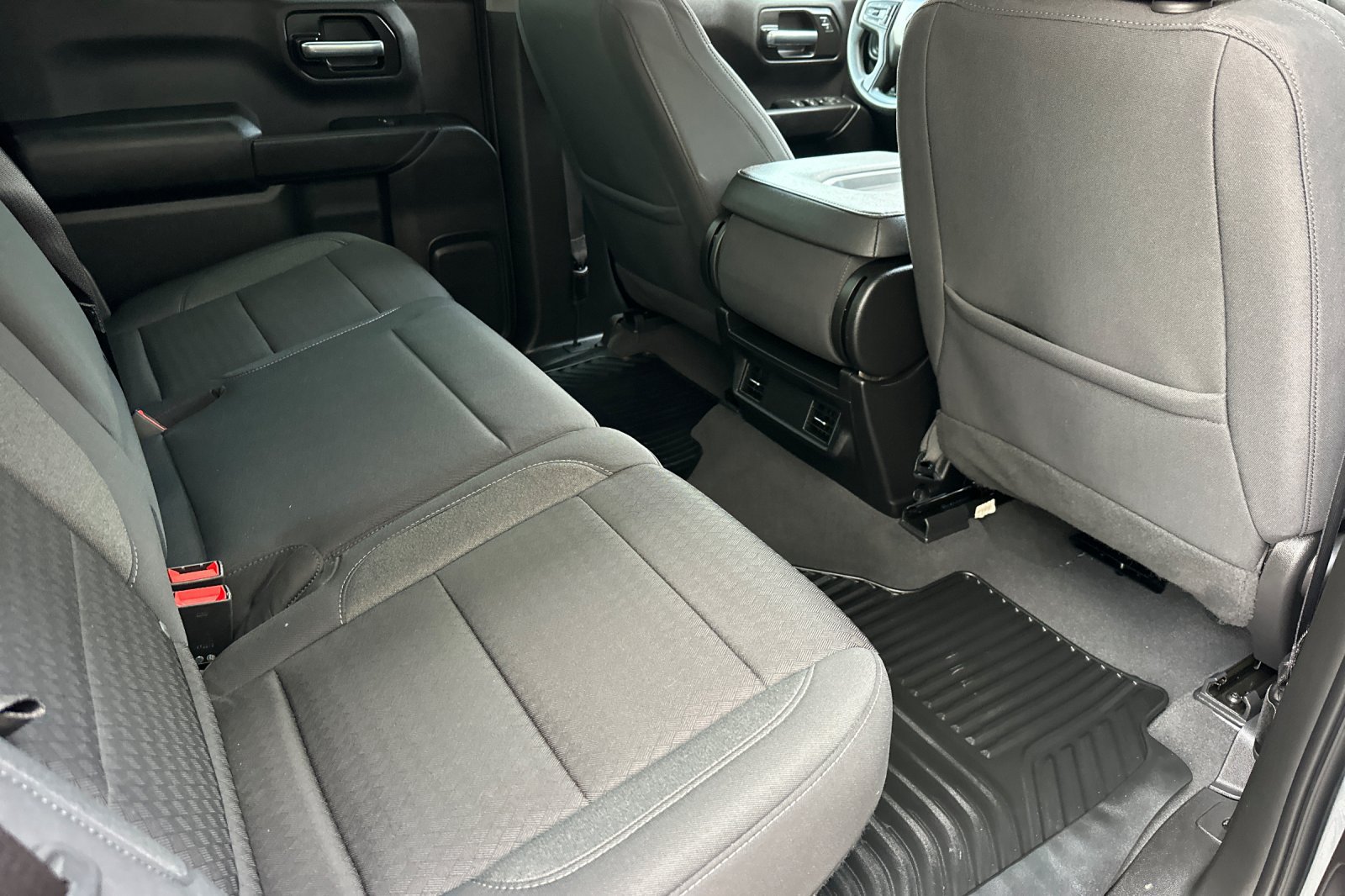 Used 2023 Chevrolet Silverado 1500 Custom RWD image 18