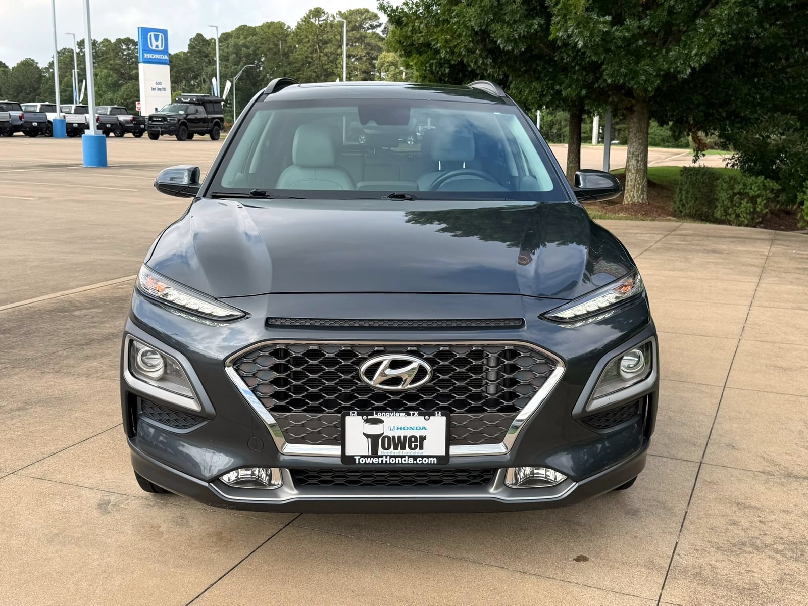 Used 2020 Hyundai Kona Limited FWD image 2