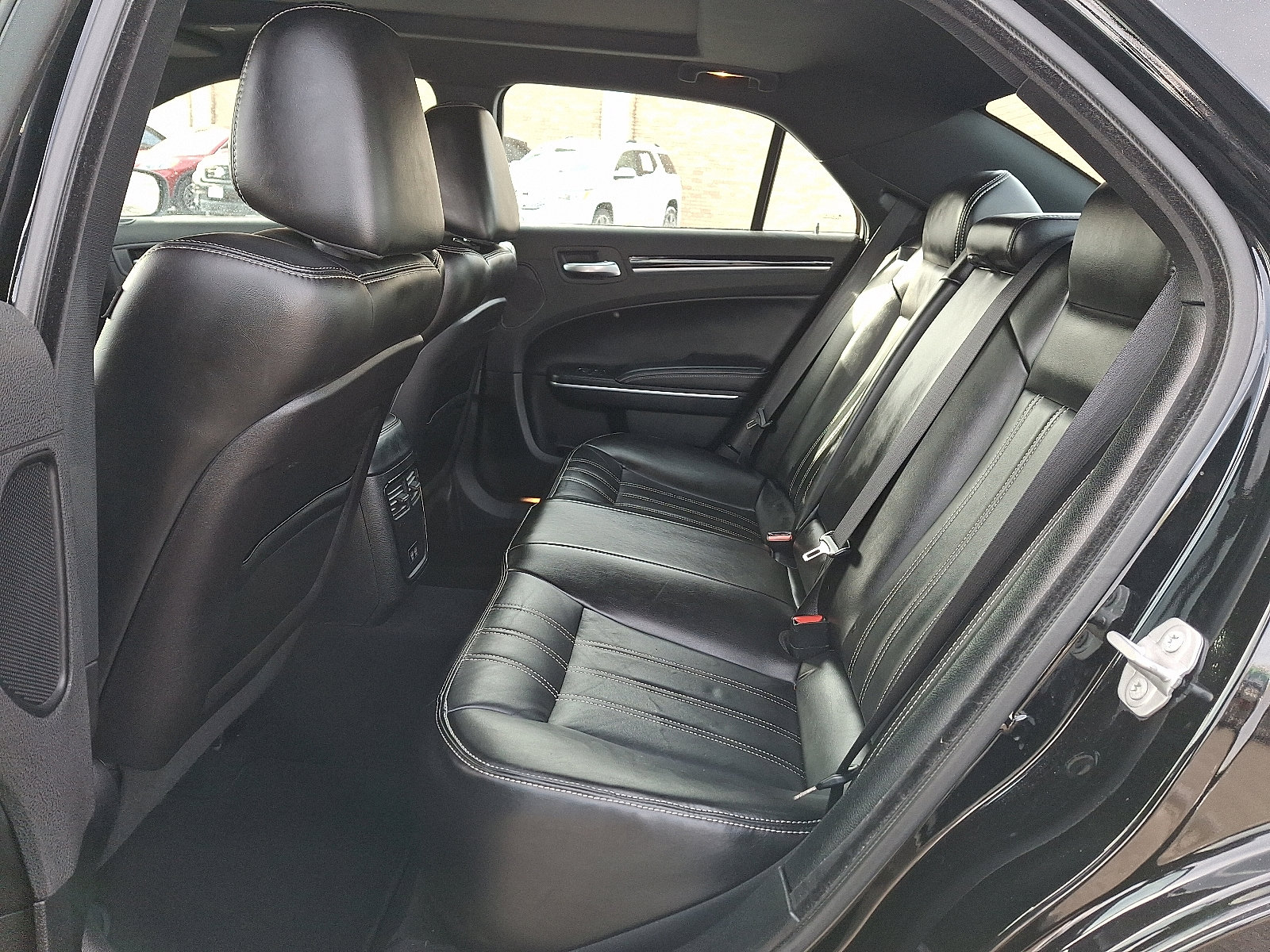 Certified 2023 Chrysler 300 S image 11