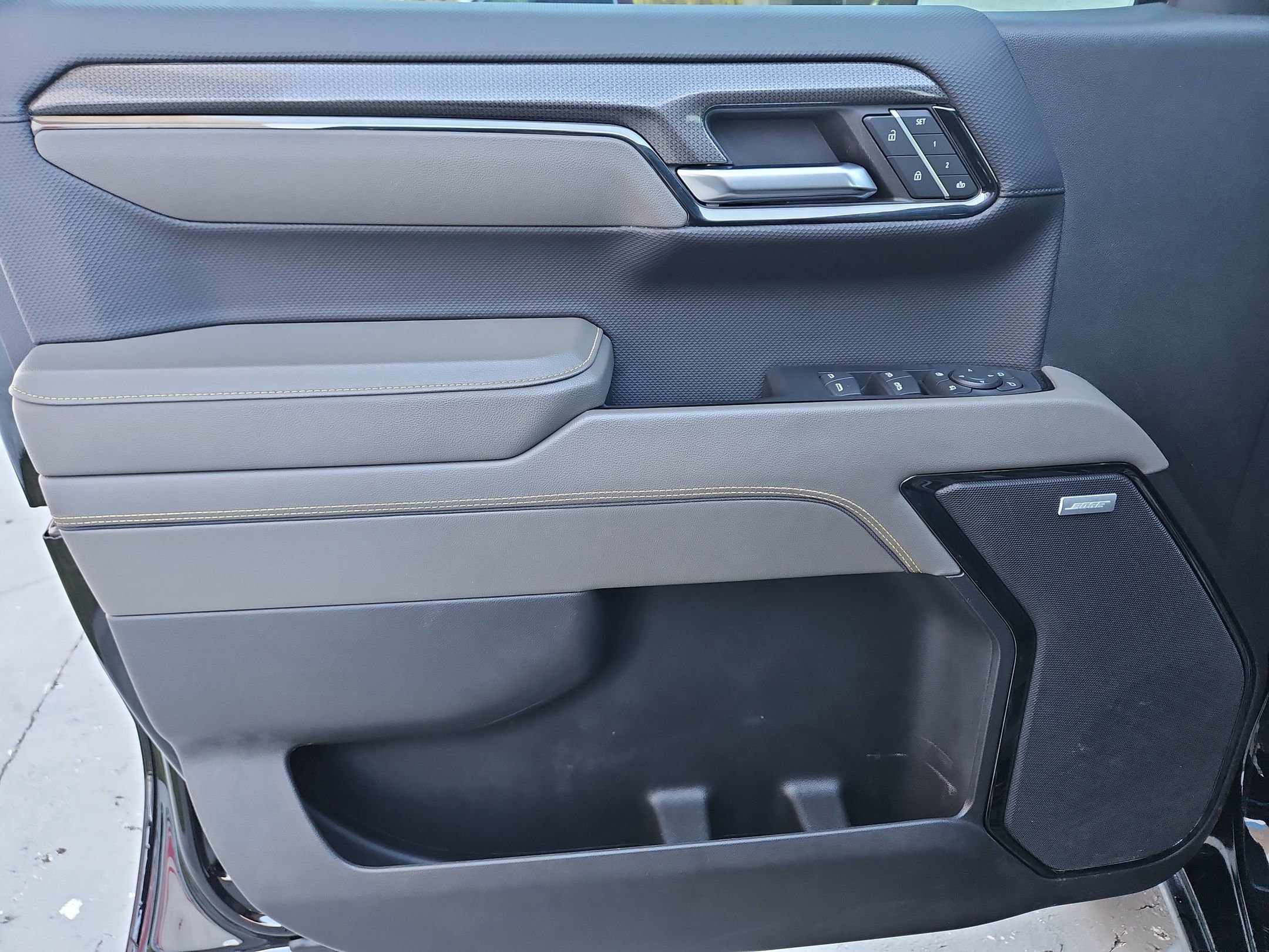 Used 2024 Chevrolet Silverado 1500 ZR2 w/ Technology Package image 20