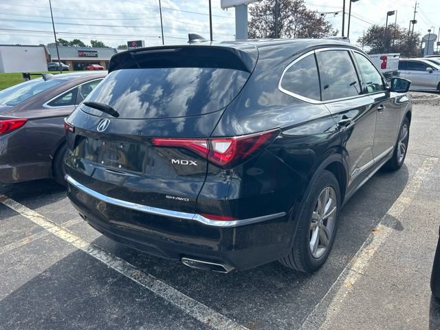 Used 2023 Acura MDX SH-AWD image 4