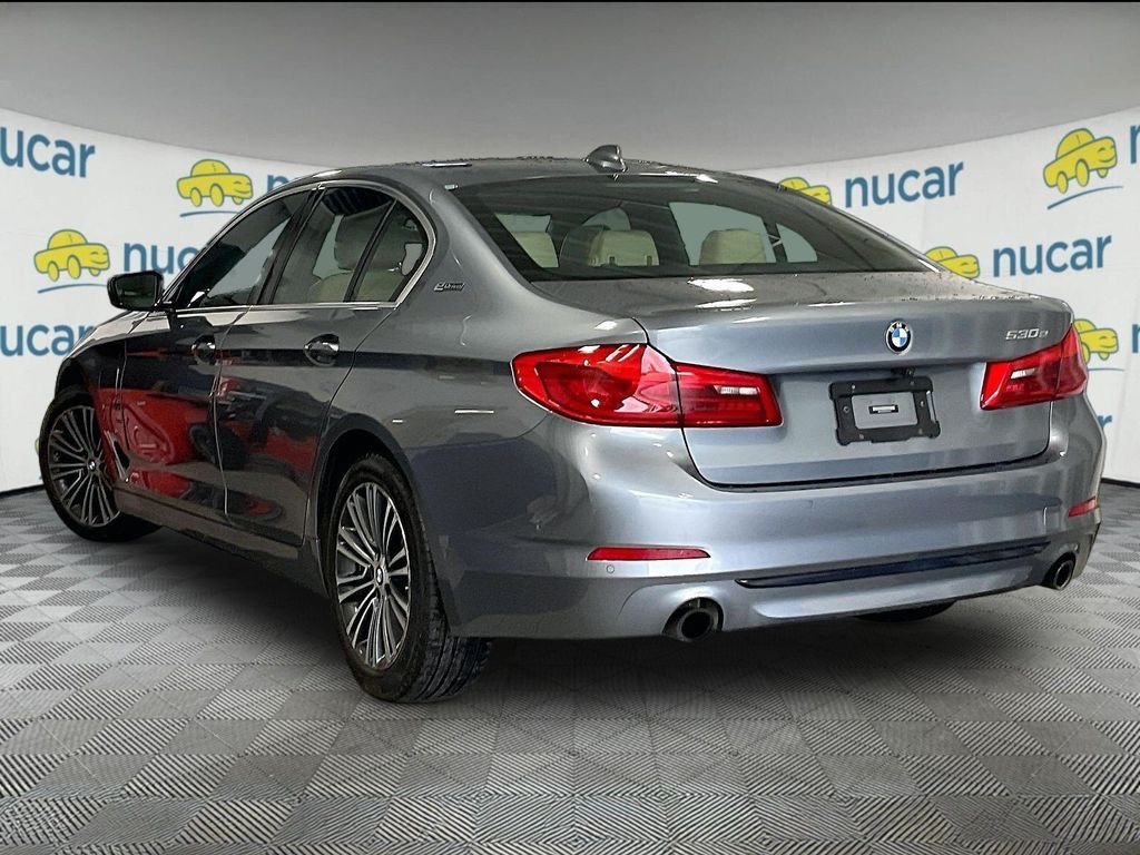 Used 2019 BMW 530e xDrive w/ Convenience Package AWD/4WD image 4