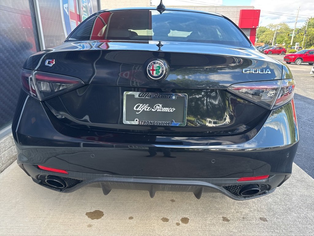 New 2025 Alfa Romeo Giulia AWD w/ Driving Assist Package image 6