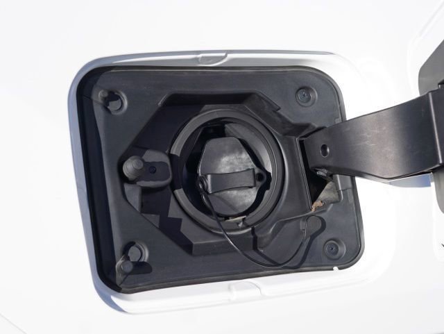 Certified 2023 Toyota RAV4 SE image 15