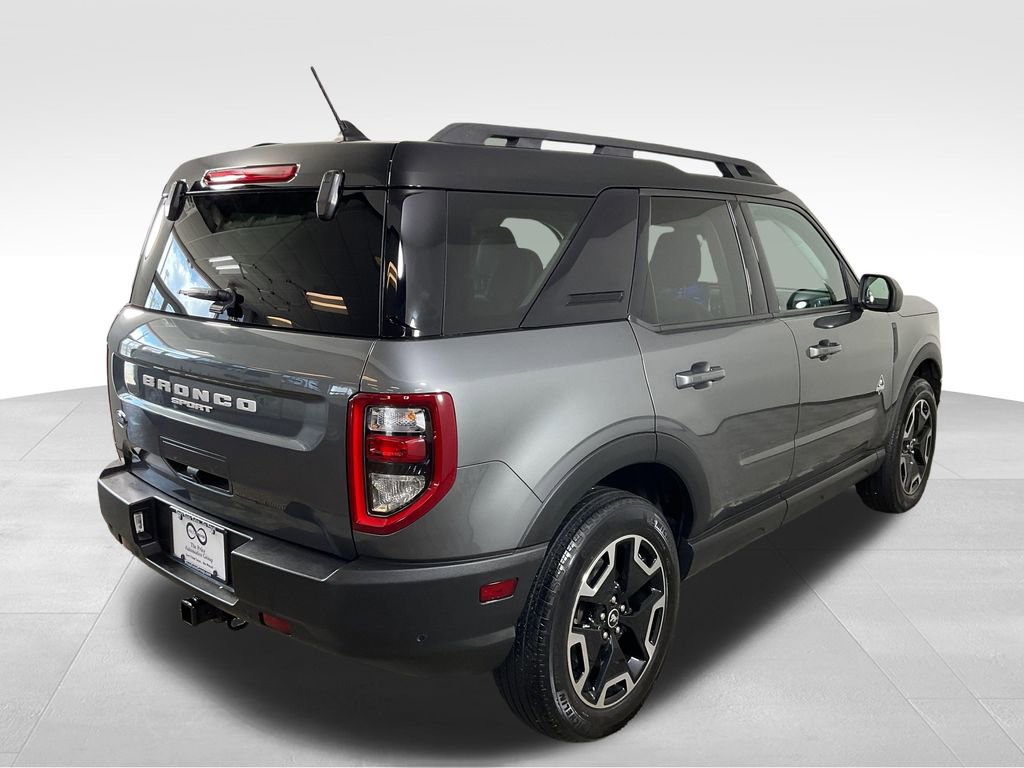 Used 2022 Ford Bronco Sport Outer Banks w/ Tech Package AWD/4WD image 9