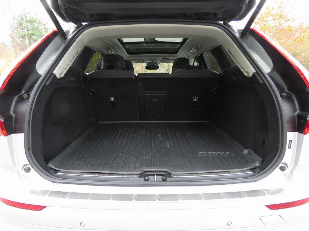 Used 2023 Volvo XC60 B5 Core w/ Climate Package image 18