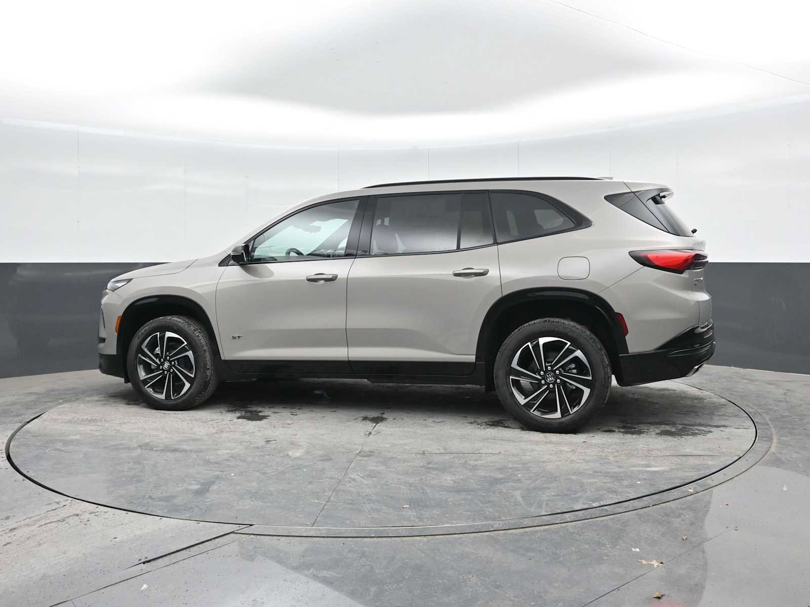 New 2026 Buick Enclave Sport Touring w/ Power Package image 2