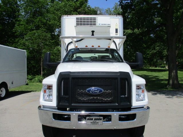 Used 2023 Ford F650 2WD Regular Cab Super Duty image 2