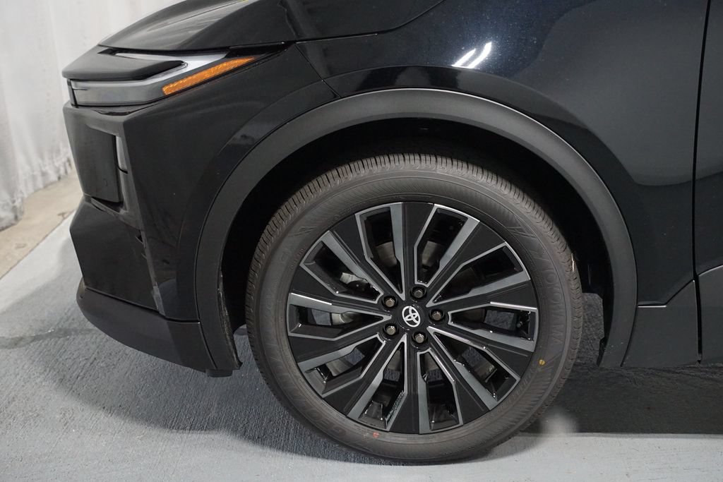 New 2026 Toyota C-HR AWD/4WD image 5