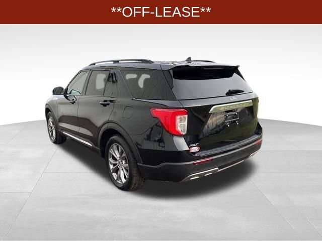 Used 2022 Ford Explorer XLT w/ Equipment Group 202A image 5