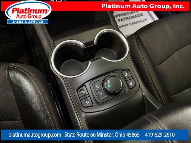 Used 2021 GMC Terrain SLT FWD image 21