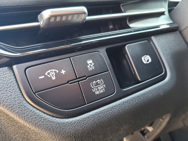 Used 2026 Kia Sportage LX FWD image 17