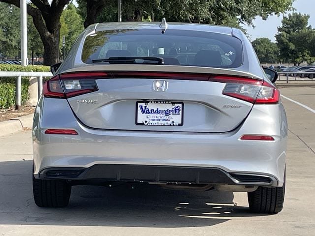 Used 2025 Honda Civic Sport image 5