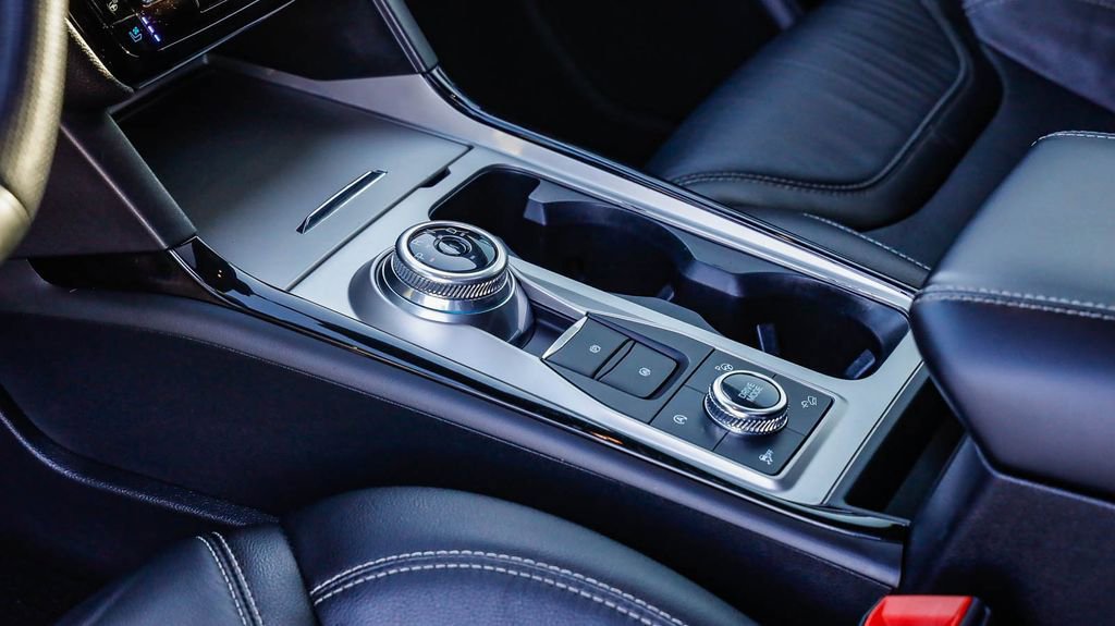 Used 2021 Ford Explorer ST w/ Equipment Group 401A image 21