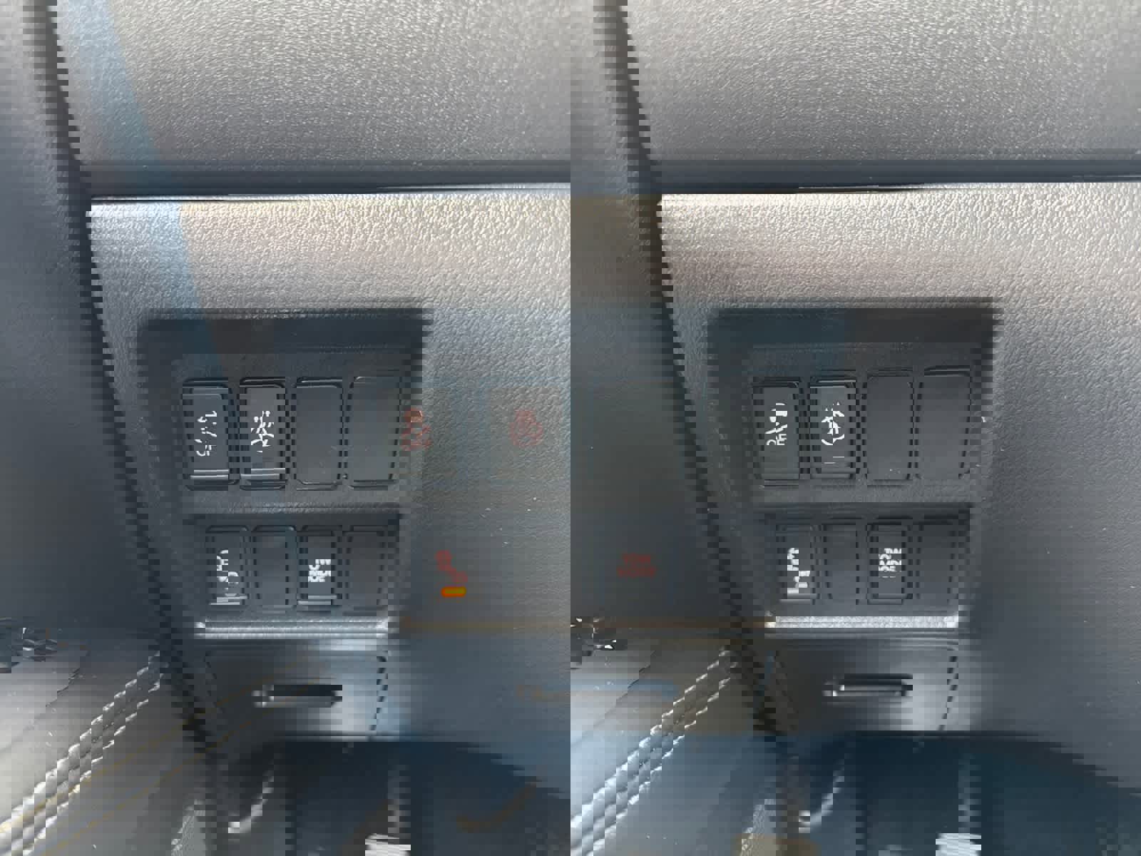 Used 2019 Nissan Pathfinder SV w/ SV Tech Package AWD/4WD image 23