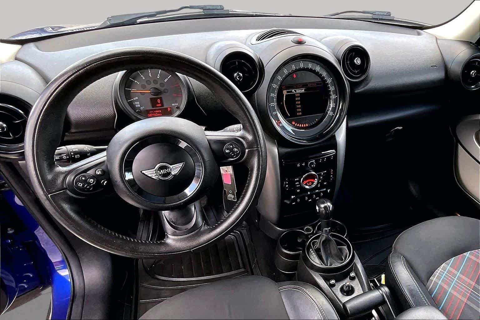 Used 2015 MINI Cooper Paceman FWD image 16