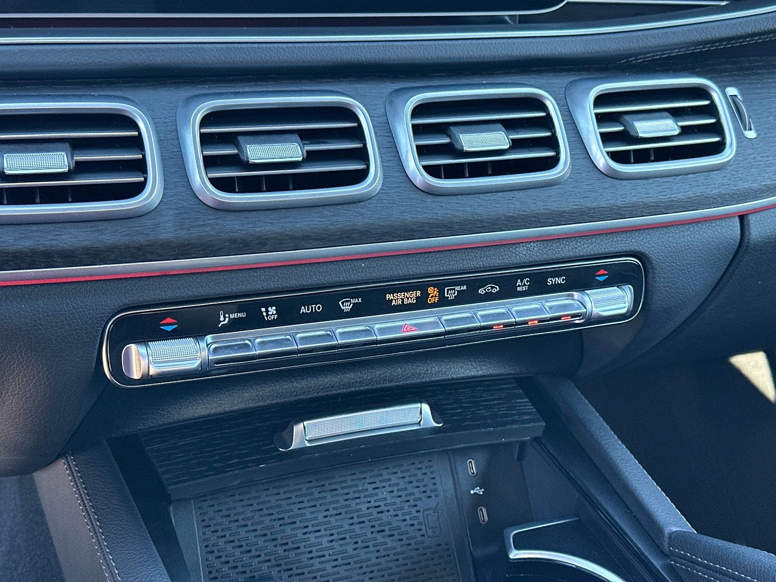 Certified 2025 Mercedes-Benz GLS 450 4MATIC image 22