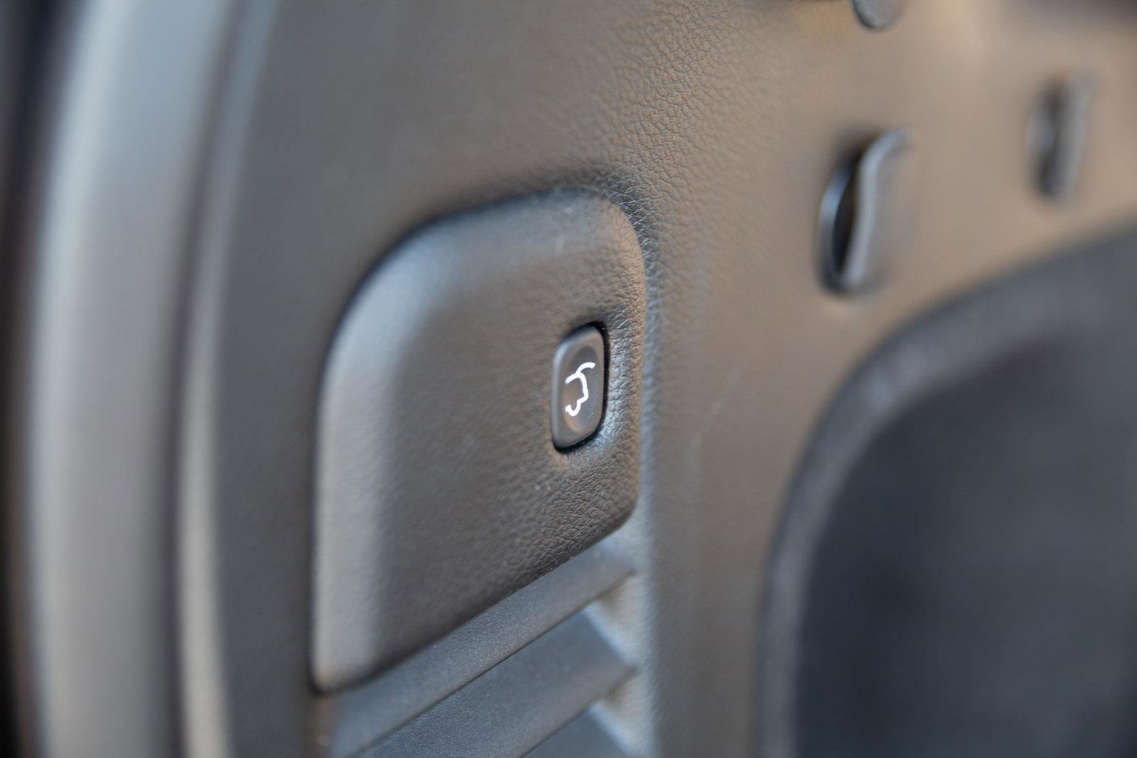 Used 2018 Jeep Grand Cherokee Limited image 26