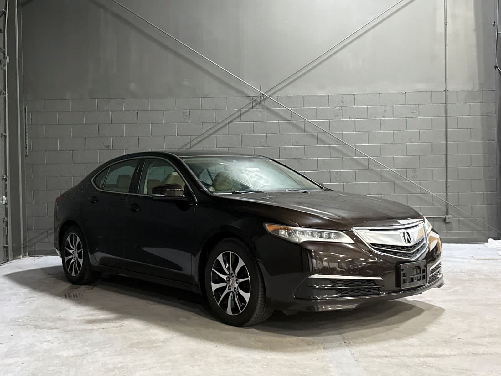 Used 2015 Acura TLX w/ Technology Package FWD image 1