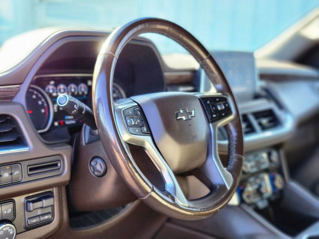 Used 2021 Chevrolet Suburban Z71 w/ Z71 Off-Road Package image 18