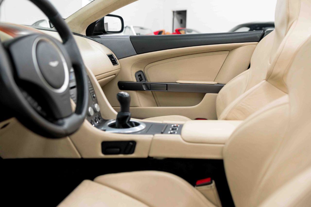Used 2006 Aston Martin DB9 Volante RWD image 51