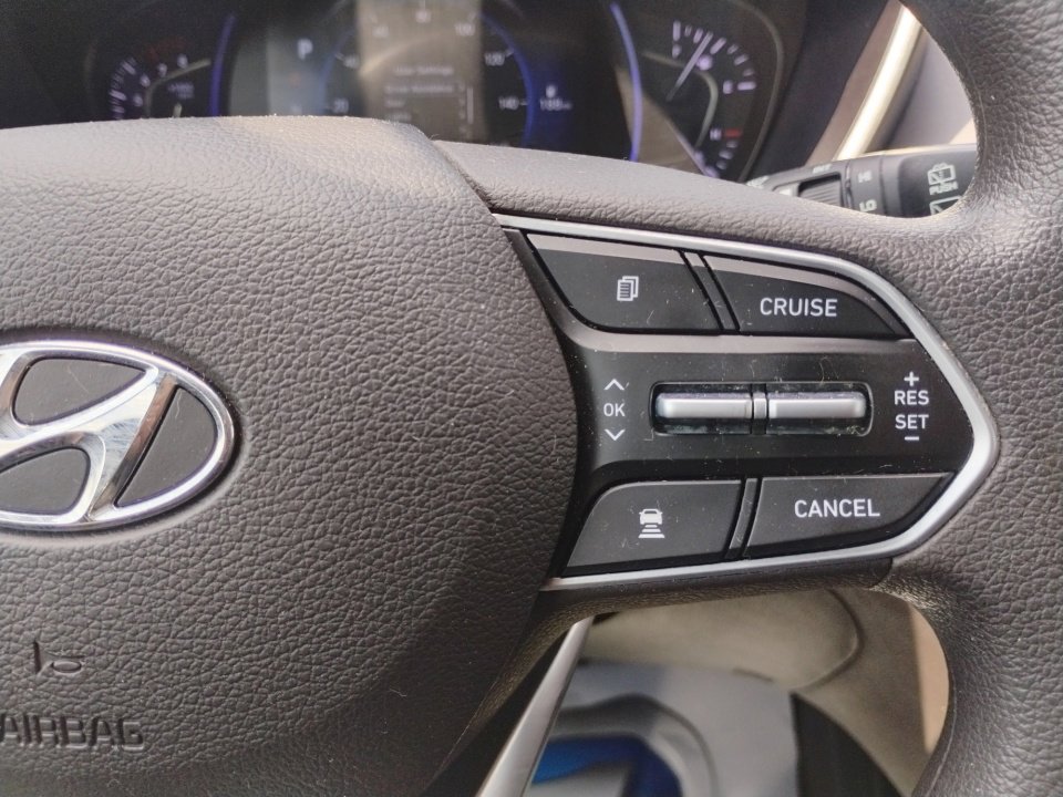 Used 2019 Hyundai Santa Fe SEL image 23