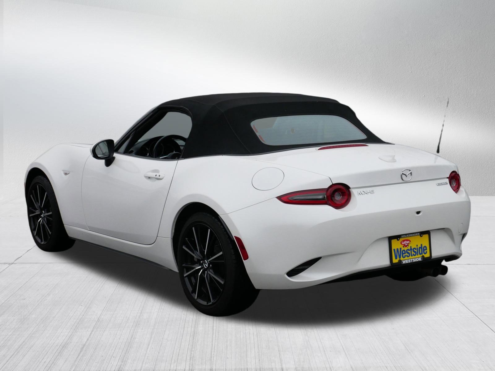 Used 2024 MAZDA MX-5 Miata Grand Touring image 5