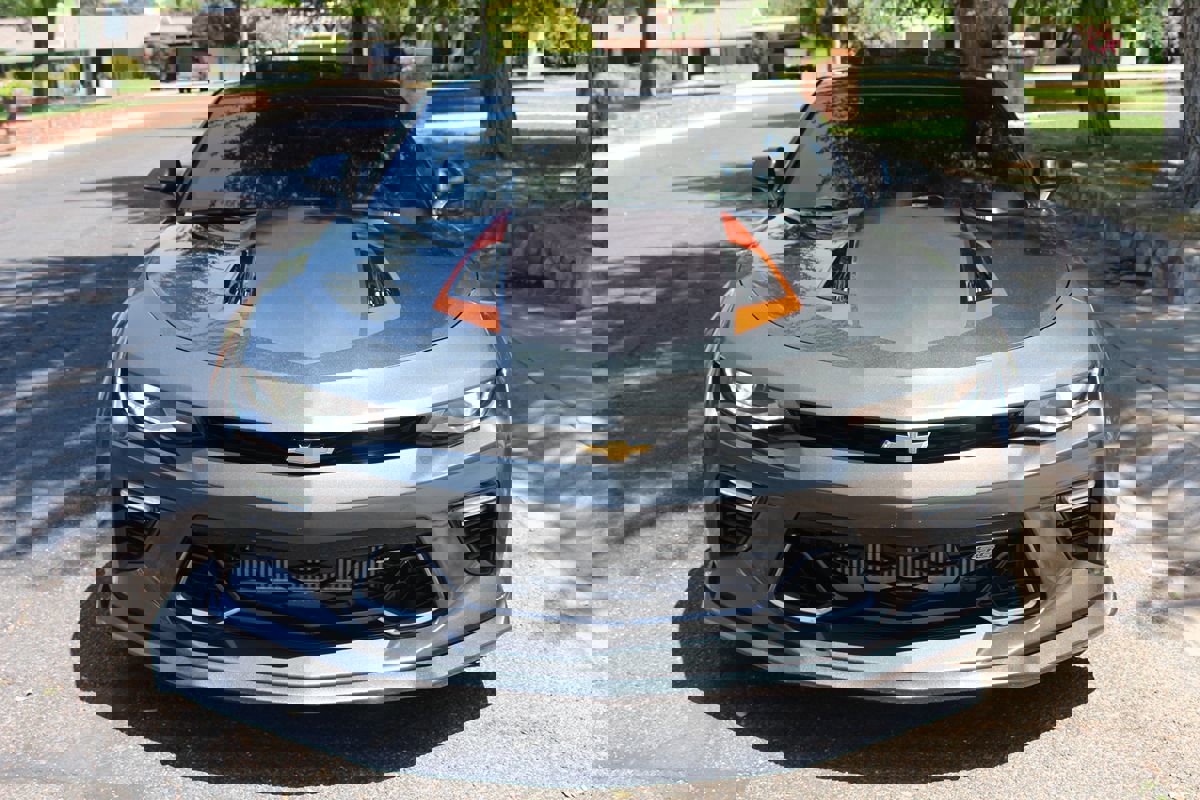 Used 2017 Chevrolet Camaro SS w/ 50th Anniversary Edition image 4