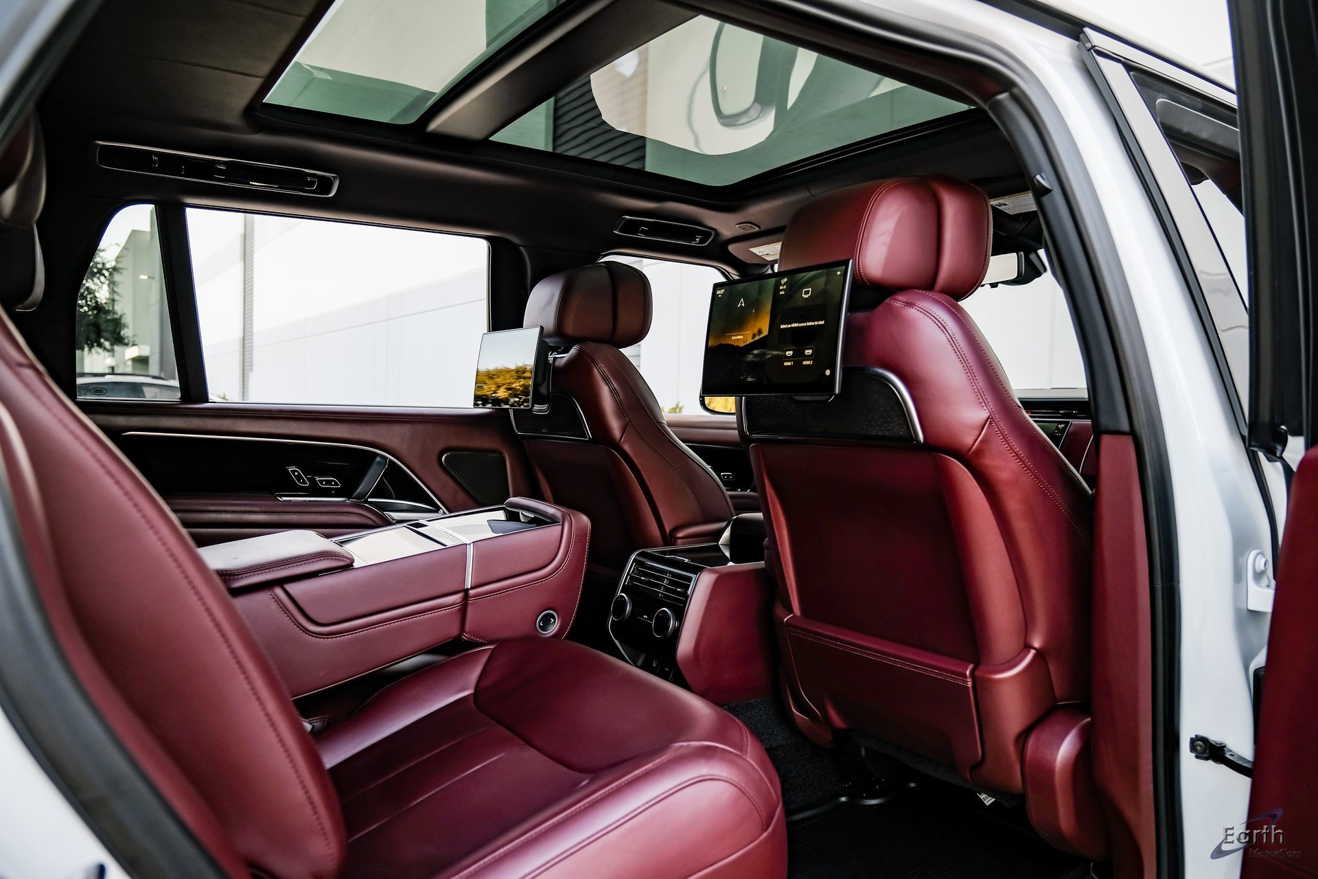 Used 2023 Land Rover Range Rover Long Wheelbase Autobiography image 74