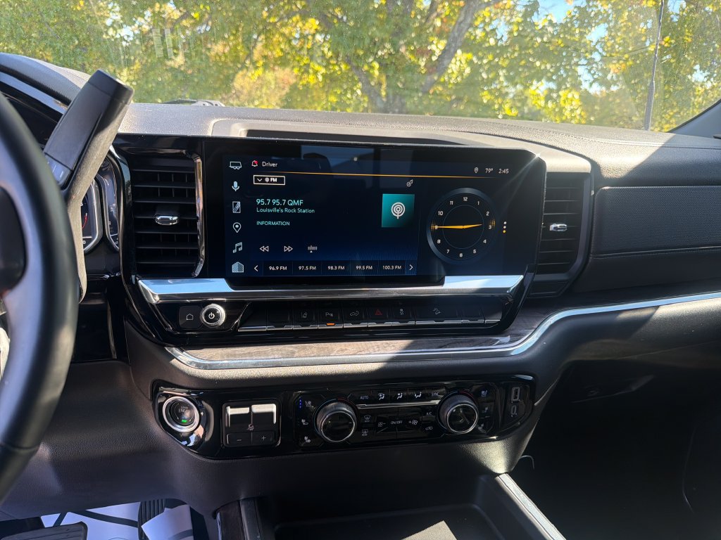 Used 2025 Chevrolet Silverado 2500 LTZ w/ LTZ Plus Package AWD/4WD image 20