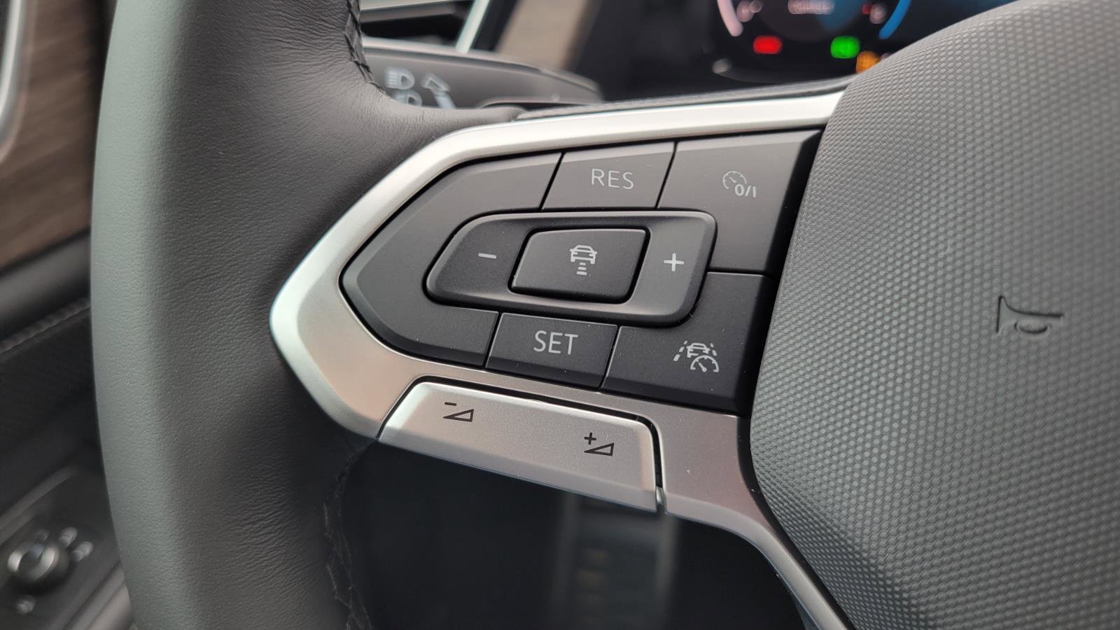 New 2026 Volkswagen Atlas SEL Premium R-Line image 27