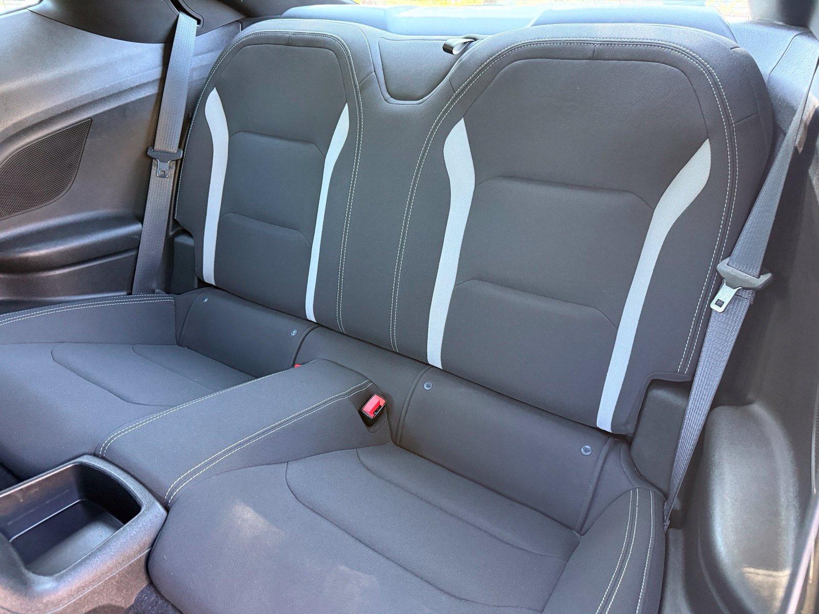 Used 2018 Chevrolet Camaro SS RWD image 36
