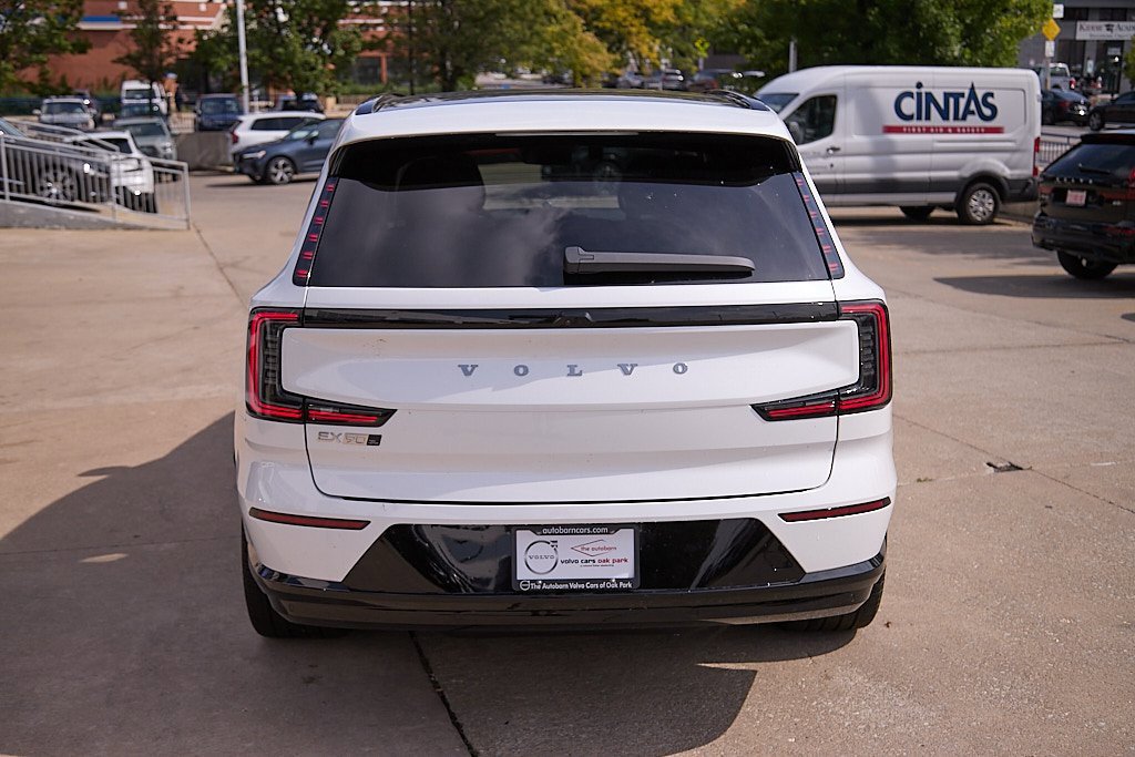 New 2025 Volvo EX90 Ultra image 8
