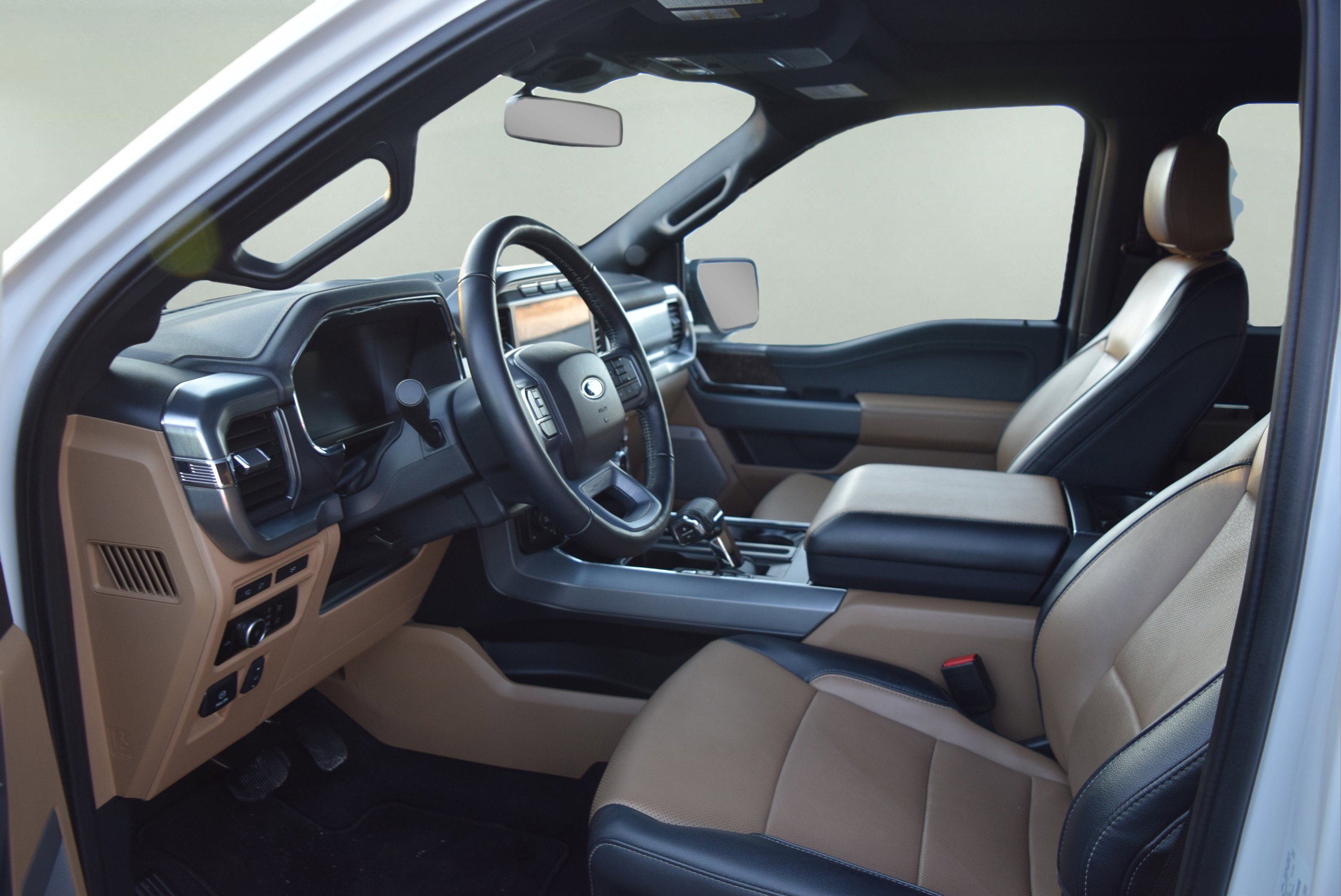 Certified 2023 Ford F150 Lariat image 12