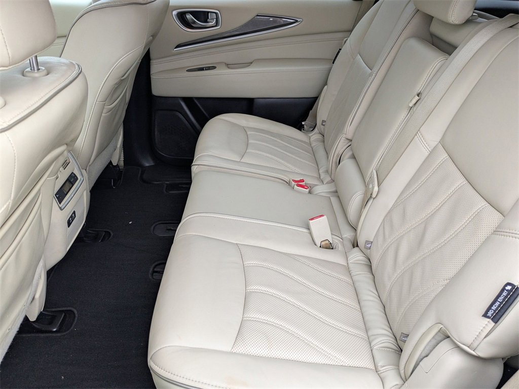 Used 2019 INFINITI QX60 Luxe w/ Essential Package image 13