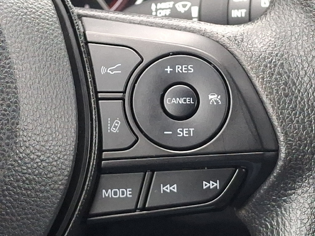Certified 2025 Toyota RAV4 XLE AWD/4WD image 21