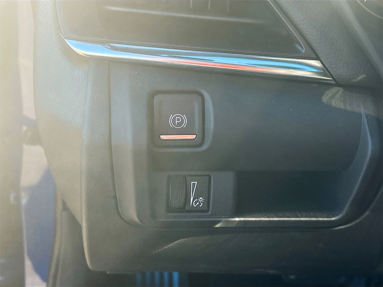 Used 2025 Cadillac CT4 Sport image 10