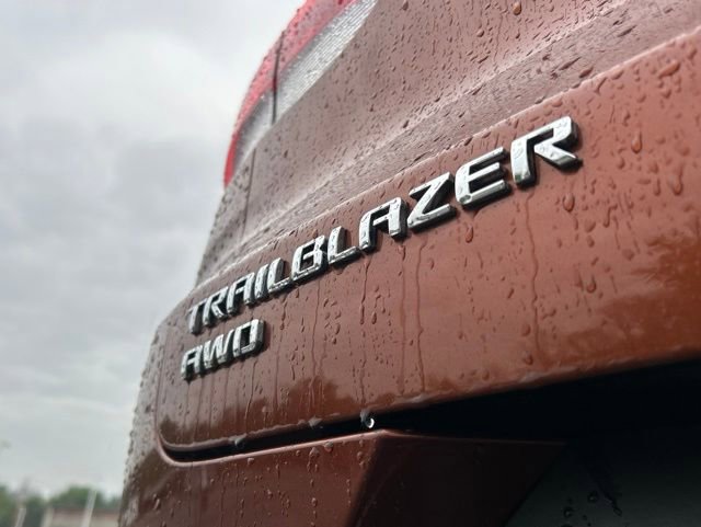 Used 2021 Chevrolet TrailBlazer LT w/ Convenience Package AWD/4WD image 37