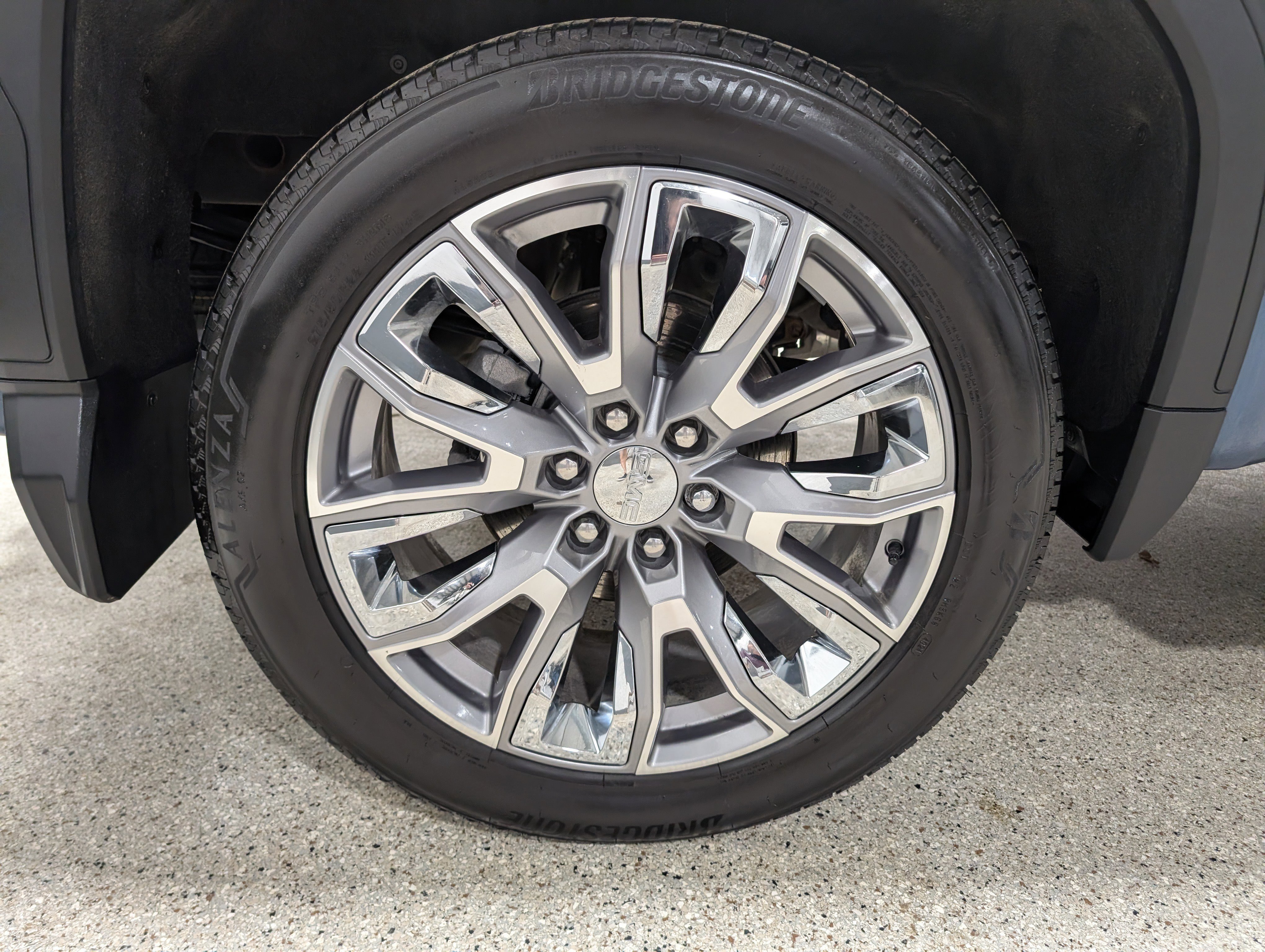 Used 2025 GMC Sierra 1500 Denali w/ Denali Reserve Package image 13