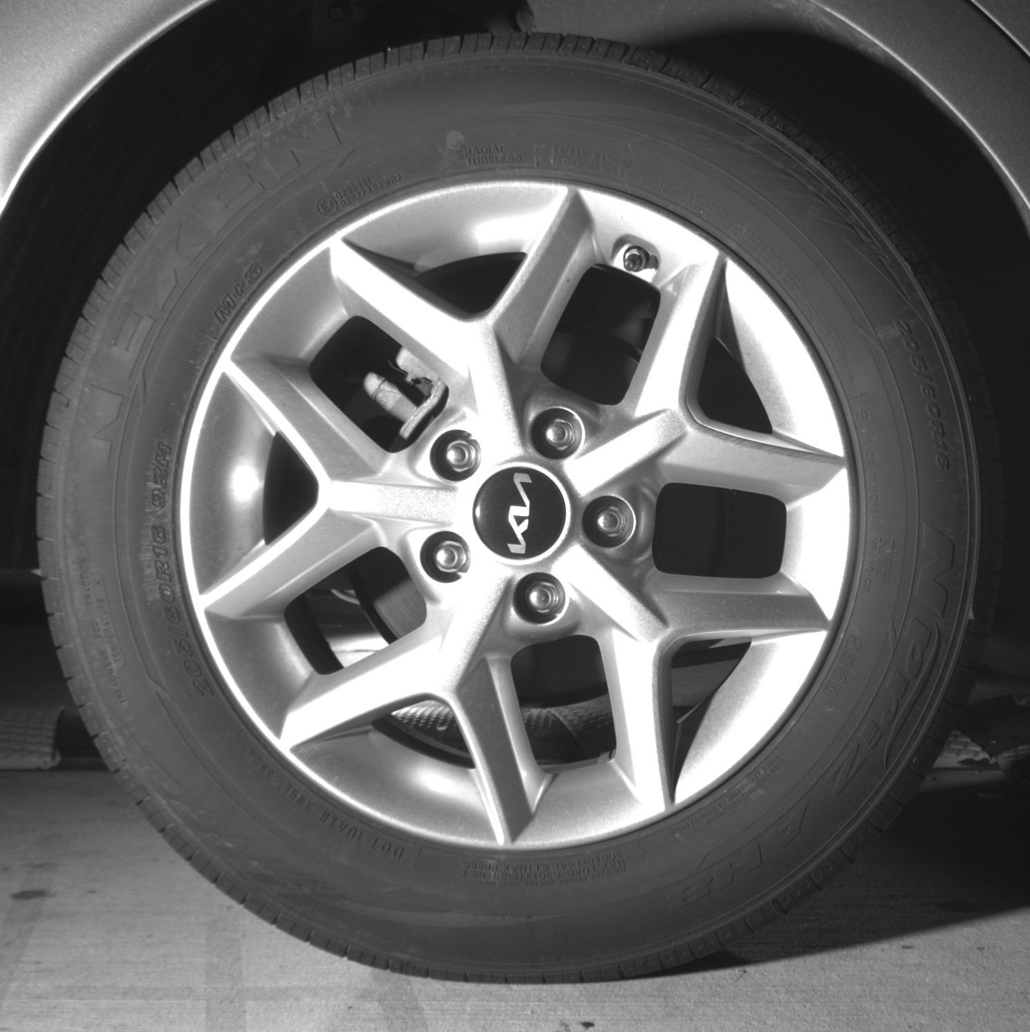 Used 2025 Kia Soul LX w/ LX Technology Package FWD image 15
