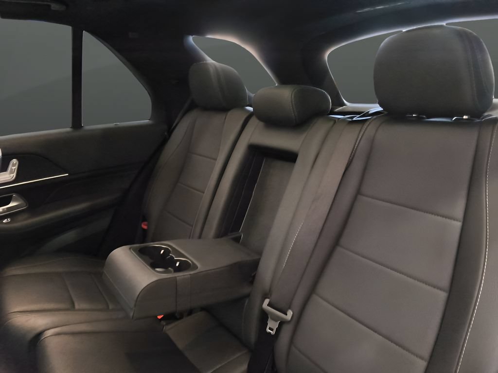 Used 2025 Mercedes-Benz GLE 350 4MATIC w/ AMG Line Exterior image 28