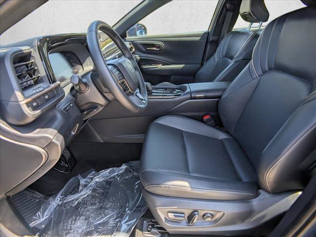 Used 2026 Toyota Crown AWD/4WD image 16